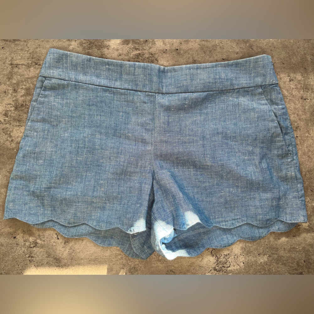 LOFT Blue Scalloped Hem Women Shorts